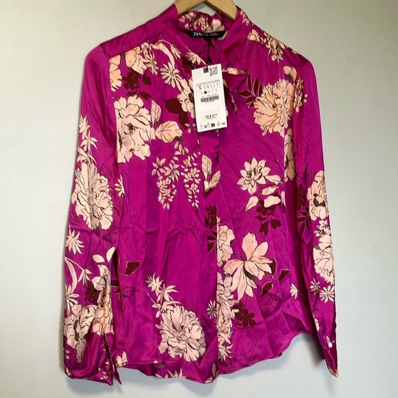 NWT Zara Fuchsia Floral Blouse with bow - Picture 3 of 6